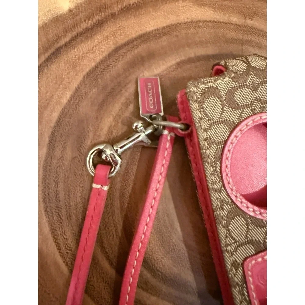 VTG Coach Y2K Pink Leather iPod Mini Logo Wristlet Very Rare